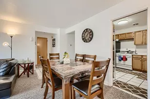 9043 Skokie Blvd, Skokie, IL 60077 - Photo 14