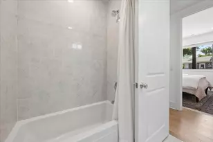 3808 N Lincoln Ave, Chicago, IL 60613 - Photo 16