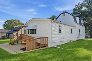 709 S 2nd St, Oregon, IL 61061 - Photo 26