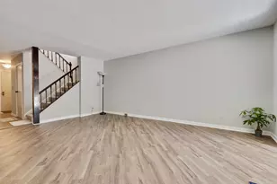 834 Swallow St, Deerfield, IL 60015 - Photo 12
