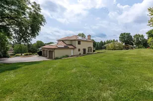 23 Squire Rd, Hawthorn Woods, IL 60047 - Photo 28