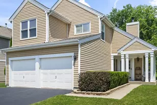 675 E Princeton Ct, Round Lake Beach, IL 60073 - Photo 1