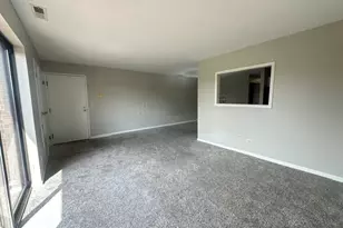 2264 Abbeywood Dr, Lisle, IL 60532 - Photo 2
