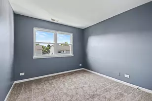 1057 Rosefield Ln, Aurora, IL 60504 - Photo 14