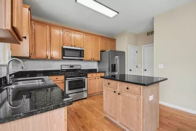 1057 Rosefield Lane, Aurora, IL 60504 - Photo 8