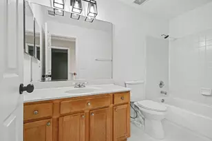 1057 Rosefield Ln, Aurora, IL 60504 - Photo 18