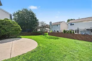 1057 Rosefield Ln, Aurora, IL 60504 - Photo 24