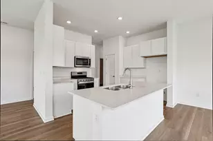 6381 Juniper Dr, Wonder Lake, IL 60097 - Photo 10
