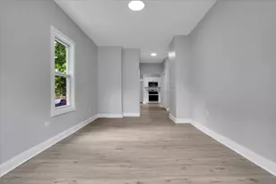 1428 Victoria Ave, North Chicago, IL 60064 - Photo 8