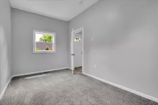 1428 Victoria Ave, North Chicago, IL 60064 - Photo 20