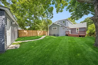 818 Bach Street, Northbrook, IL 60062 - Photo 4