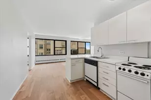 3420 N Lake Shore Dr, Chicago, IL 60657 - Photo 4
