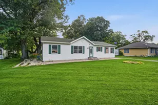 538 N School St, Braidwood, IL 60408 - Photo 1