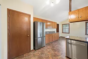 538 N School St, Braidwood, IL 60408 - Photo 4