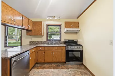 538 N School Street, Braidwood, IL 60408 - Photo 6