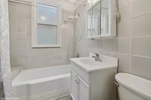 5359 W Berenice Ave, Chicago, IL 60641 - Photo 8