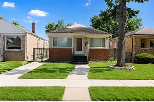 1039 Eastern Ave, Bellwood, IL 60104 - Photo 2