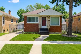 1039 Eastern Ave, Bellwood, IL 60104 - Photo 1