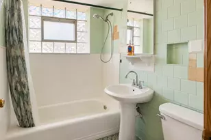 1039 Eastern Ave, Bellwood, IL 60104 - Photo 10