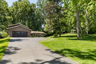 1124 Crane Dr, Sleepy Hollow, IL 60118 - Photo 2