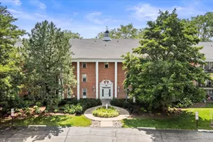 5101 Carriage Way Dr, Rolling Meadows, IL 60008 - Photo 2