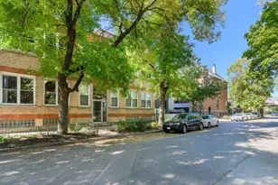 1742 N Winchester Ave, Chicago, IL 60622 - Photo 2