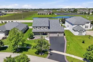 26326 W Silver Stream Dr, Channahon, IL 60410 - Photo 2