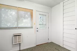 9637 Poplar Grove Rd, Belvidere, IL 61008 - Photo 8