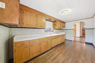 11223 S Forrestville Ave, Chicago, IL 60628 - Photo 10