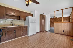 526 Laurel Ave, Romeoville, IL 60446 - Photo 8