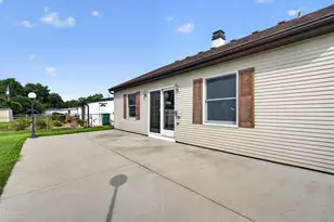 526 Laurel Ave, Romeoville, IL 60446 - Photo 18