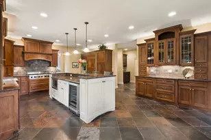 901 Kenton Rd, Deerfield, IL 60015 - Photo 12