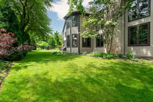 901 Kenton Rd, Deerfield, IL 60015 - Photo 34