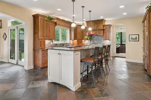 901 Kenton Rd, Deerfield, IL 60015 - Photo 8