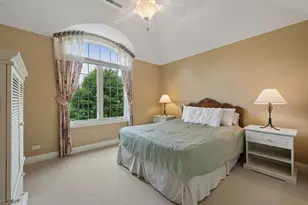 901 Kenton Rd, Deerfield, IL 60015 - Photo 22