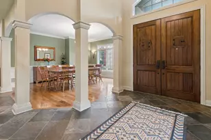 901 Kenton Rd, Deerfield, IL 60015 - Photo 4