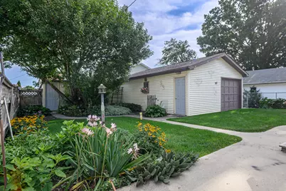 336 E 1st Street, El Paso, IL 61738 - Photo 26