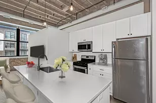 1600 W Adams St, Chicago, IL 60612 - Photo 6