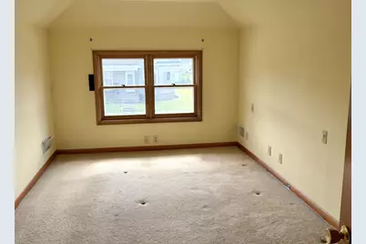 1511 St Vincents Avenue, Lasalle, IL 61301 - Photo 12