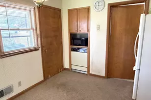 1511 St Vincents Ave, Lasalle, IL 61301 - Photo 6