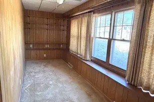 1511 St Vincents Ave, Lasalle, IL 61301 - Photo 2
