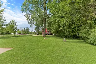 13719 W Wadsworth Rd, Wadsworth, IL 60083 - Photo 34