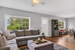 13719 W Wadsworth Rd, Wadsworth, IL 60083 - Photo 6
