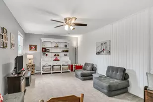 13719 W Wadsworth Rd, Wadsworth, IL 60083 - Photo 16