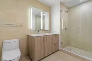 211 N Harbor Dr, Chicago, IL 60601 - Photo 6