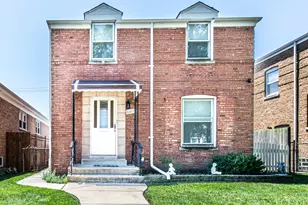 6611 W Foster Ave, Chicago, IL 60656 - Photo 1