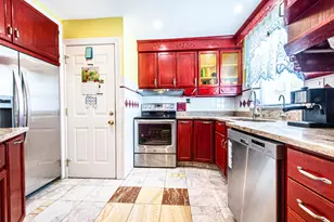 6611 W Foster Ave, Chicago, IL 60656 - Photo 2