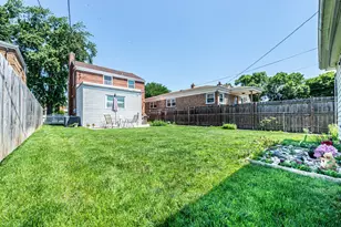 6611 W Foster Ave, Chicago, IL 60656 - Photo 38