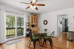 402 E 19th St, Sterling, IL 61081 - Photo 16