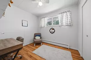 402 E 19th St, Sterling, IL 61081 - Photo 22